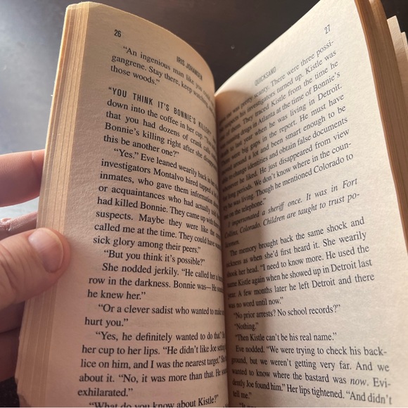 Quicksand by Iris Johansen, First Paperback Edition, Eve Duncan Forensics - Picture 8 of 8